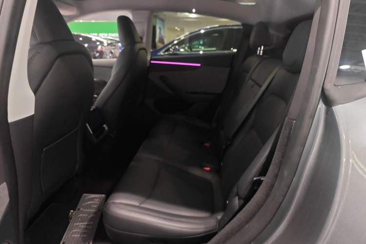 Used Tesla Model Y 2025 Rear-Wheel-Drive Version
