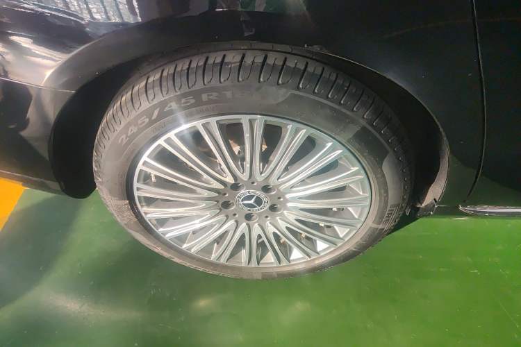 Used Mercedes-Benz E-Class 2023 Updated E 300 L Fashion Edition