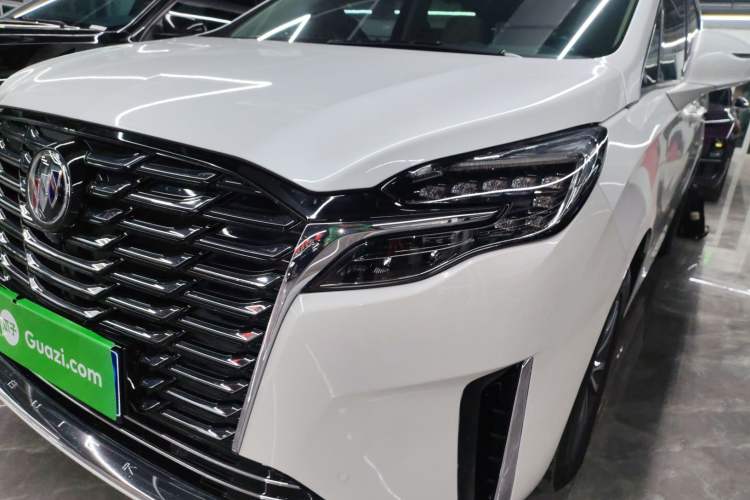 Used Buick GL8 2023 ES Lu Zun Deluxe Model
