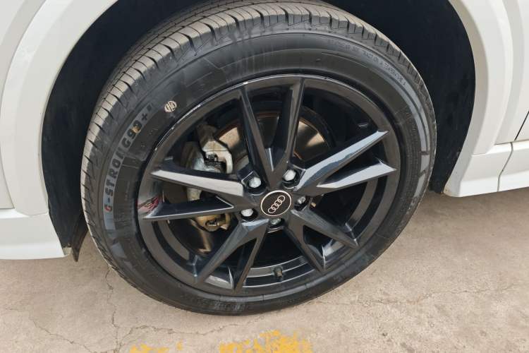 Used Audi Q2L 2022 35 TFSI Progressive Dynamic Edition