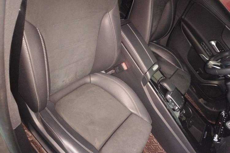 Used Mercedes-Benz A-Class 2020 Restyled A 200 L Sport Sedan Fashion Version