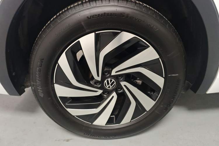 Used Volkswagen Tiguan L 2024 330TSI Automatic Two-Wheel Drive Smart Edition
