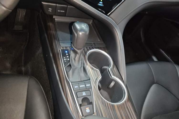 Used Toyota Camry 2019 Revised Version 2.5G Luxury Edition
