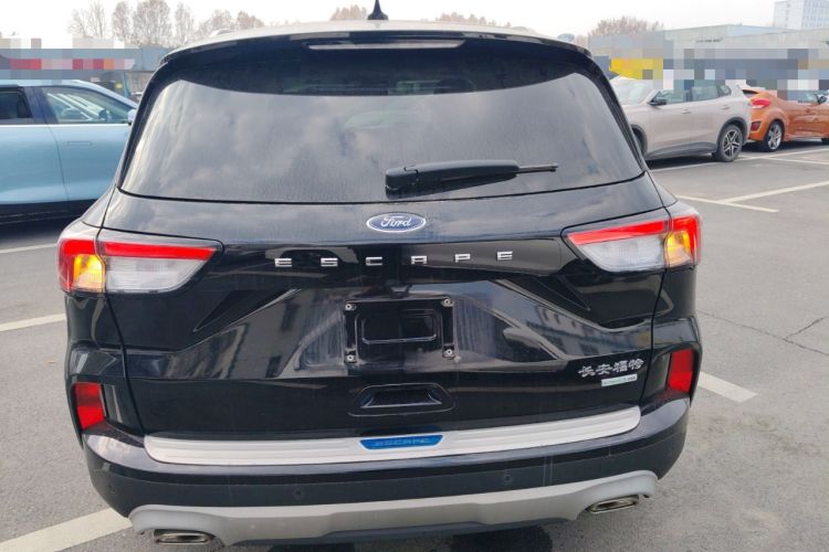 Used Ford Escape 2020 EcoBoost 245 Two-Wheel-Drive Titanium Edition
