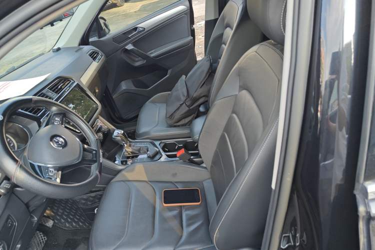 Used Volkswagen Tiguan L 2020 330TSI Automatic Two-Wheel Drive Panoramic Comfort Edition China VI Standard