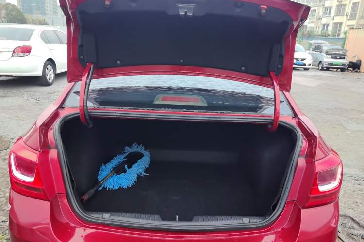 Used Chevrolet Cruze 2015 1.5L Classic SE MT
