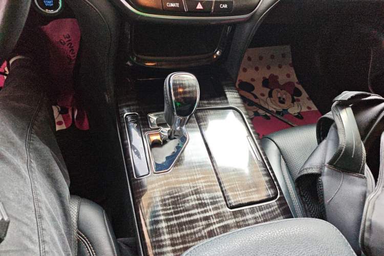 Used Toyota Crown 2015 2.0T Fashion Edition