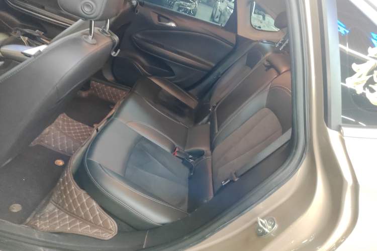 Used Buick Verano 2019 Sedan 20T Dual-Clutch Elite Model
