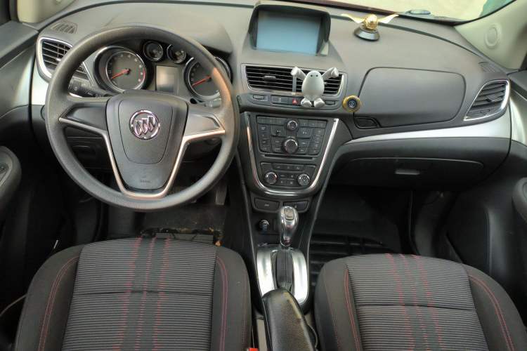 Used Buick Encore 2015 1.4T Automatic Two-Wheel Drive Urban Elite Version
