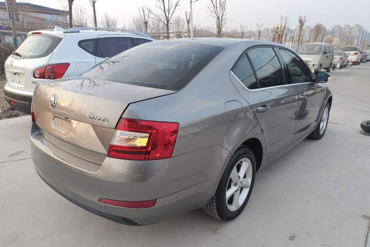 Used Skoda Octavia 2015 1.6L Automatic Yijie Edition