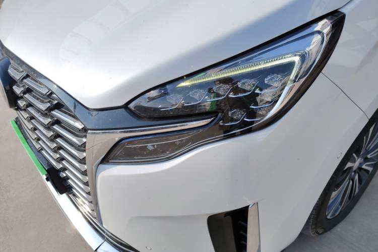 Used Buick GL8 2023 ES Lu Zun Luxury Model
