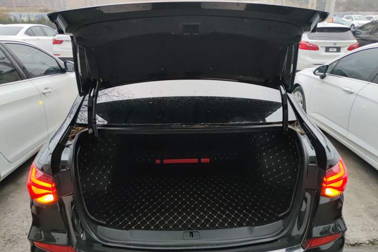 Used Chevrolet Monza 2020 320 Automatic Enjoyment Edition
