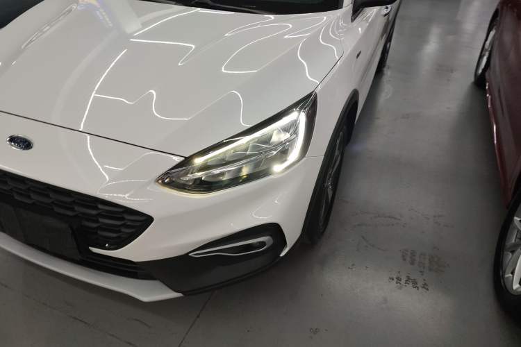 Used Ford Focus Active 2021 EcoBoost 180 Automatic Trendy Model