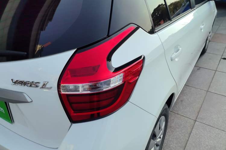 Used Toyota YARiS L 2019 1.5E CVT Dynamic Edition China VI compliant