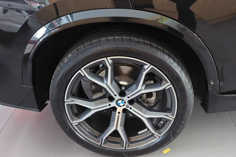 Used BMW X5 2022 Restyled xDrive 40Li M Sport Package
