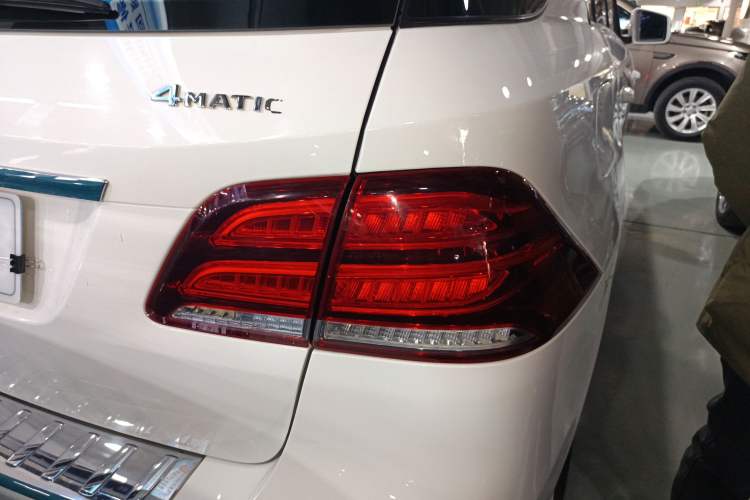 Used Mercedes-Benz GLE 2017 GLE 320 4MATIC Luxury Model