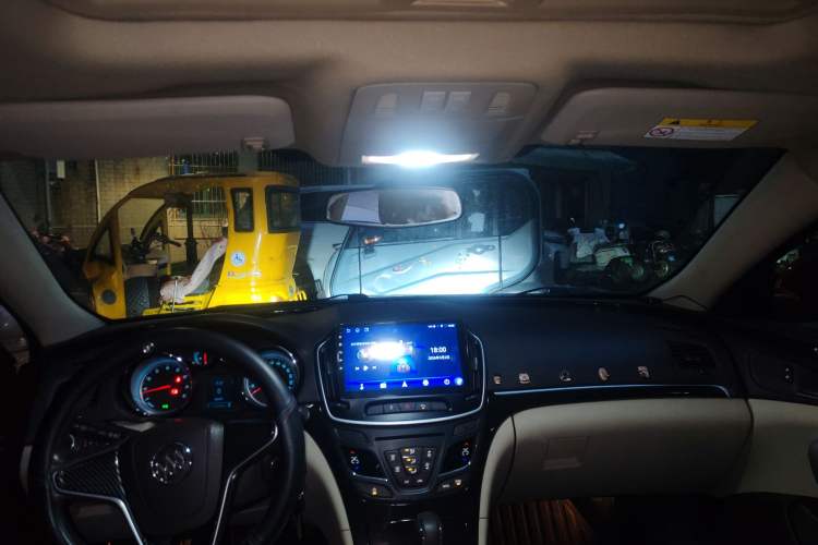 Used Buick Regal 2014 2.0L Leading Fashion Edition