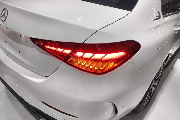 Used Mercedes-Benz C-Class New Energy 2023 Second Facelift C 350 eL
