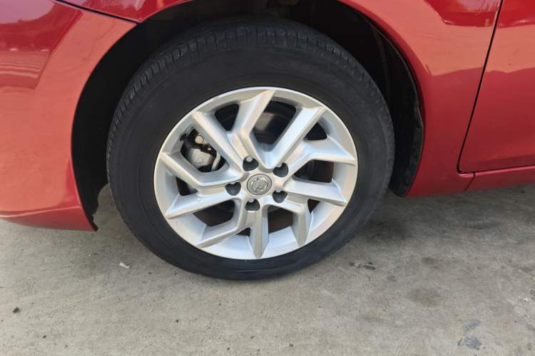 Used Nissan Tiida 2021 1.6L CVT Cool Edition
