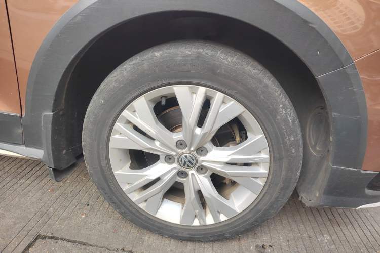 Used Volkswagen C-TREK 2017 1.6L Automatic Comfort Model
