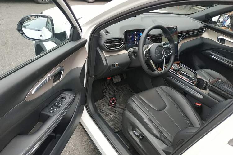 Used Bestune T90 2025 Dragon Edition 1.5T Enjoyment Model
