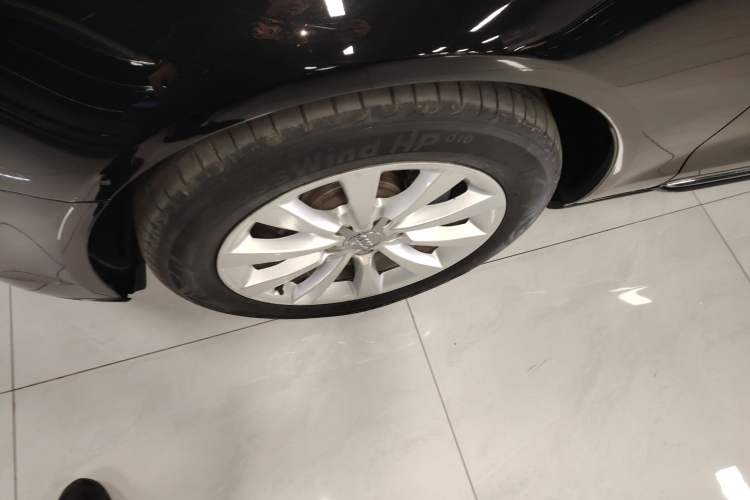 Used Audi A6L 2012 30 FSI Comfort Model
