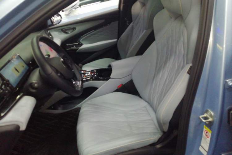 Used BYD Seal 2022 550 km Standard Range Rear-Wheel Drive Elite Version