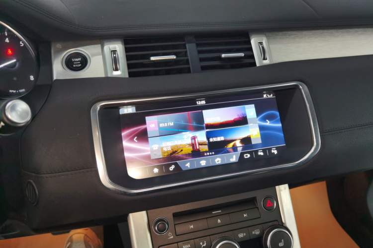 Used Land Rover Range Rover Evoque 2018 240 PS SE Smart Brilliance Edition
