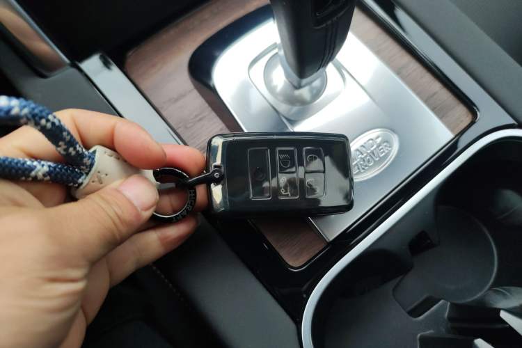 Used Land Rover Discovery Sport 2020 249 PS R-Dynamic Performance Tech Edition 7 Seats