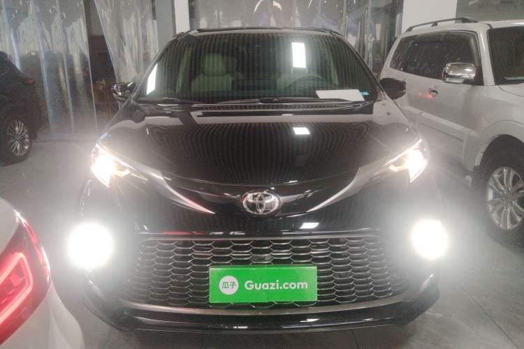 Used Toyota Granvia 2024 2.5L Hybrid Prestige ULTRA Edition