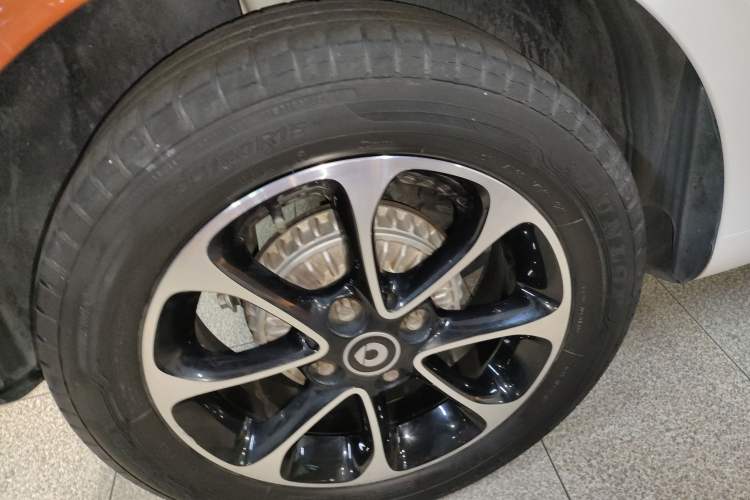 Used  fortwo 2015 1.0L 52 kW Hardtop Passion Edition
