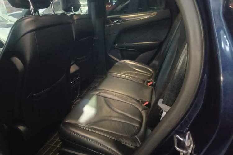 Used Lincoln MKC 2017 2.0T Two-Wheel Drive Deluxe Edition
