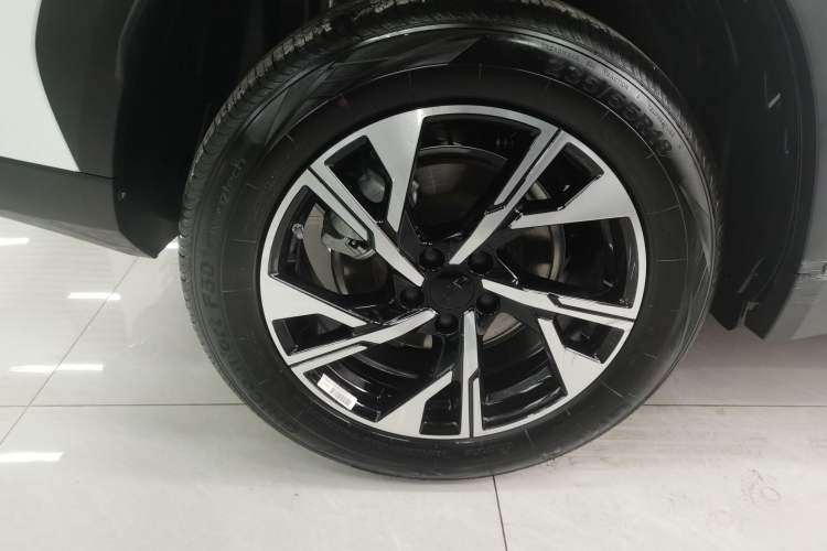 Used Geely Auto FX11 2025 4th Generation 1.5TD DCT – The Start
