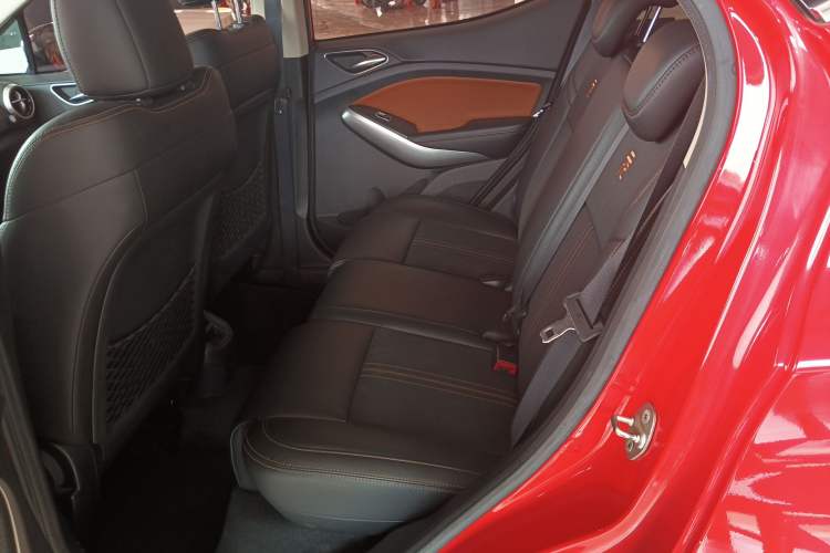 Used BYD Yuan 2016 1.5L Manual Comfort Model
