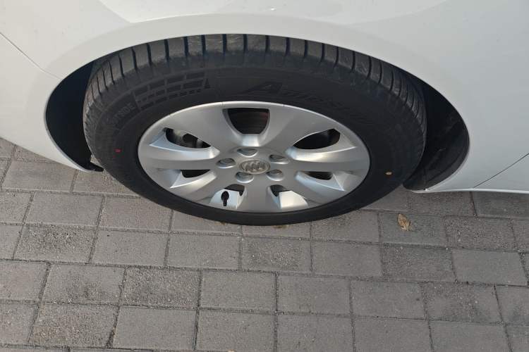 Used Buick Regal 2015 1.6T Leading Technology Model
