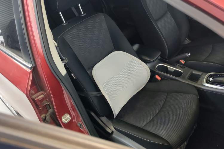 Used Nissan Tiida 2016 1.6L CVT Cool Dynamic Edition