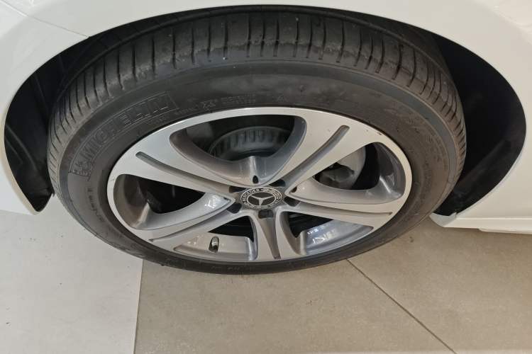 Used Mercedes-Benz E-Class 2020 Facelift E 260 L Sport Edition