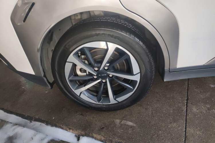 Used AION Y 2023 Plus 510 Smart Edition