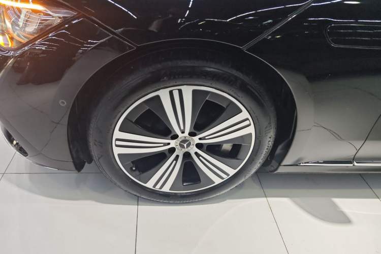 Used Mercedes-Benz EQE 2025 500 4MATIC Pioneer Edition
