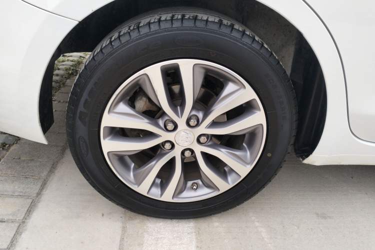 Used Buick GT 2019 18T Automatic Connected Elite Model China VI Standard
