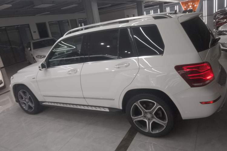 Used Mercedes-Benz GLK-Class 2015 GLK 300 4MATIC Fashion Edition Ultimate Version