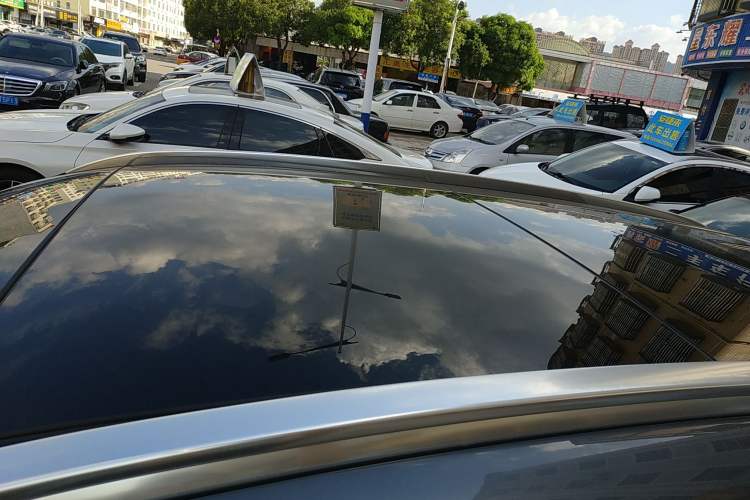 Used Mercedes-Benz GLC 2018 GLC 260 4MATIC Dynamic Edition
