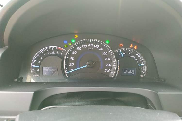 Used Toyota Camry 2015 2.0G Premier Edition