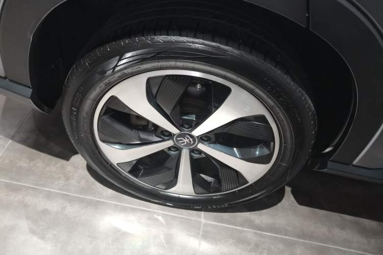 Used BYD Song PLUS New Energy 2021 DM-i 110KM Flagship Model
