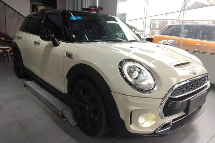 Used  Clubman 2016 Revised Version 2.0T COOPER S Geek Edition
