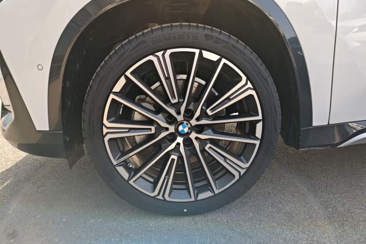 Used BMW X1 2023 xDrive25Li X Design Package
