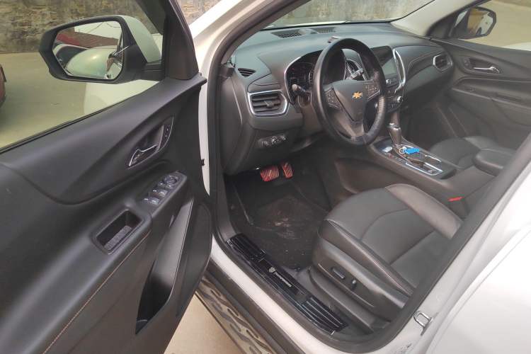 Used Chevrolet Equinox 2018 535T Automatic YuJie Edition