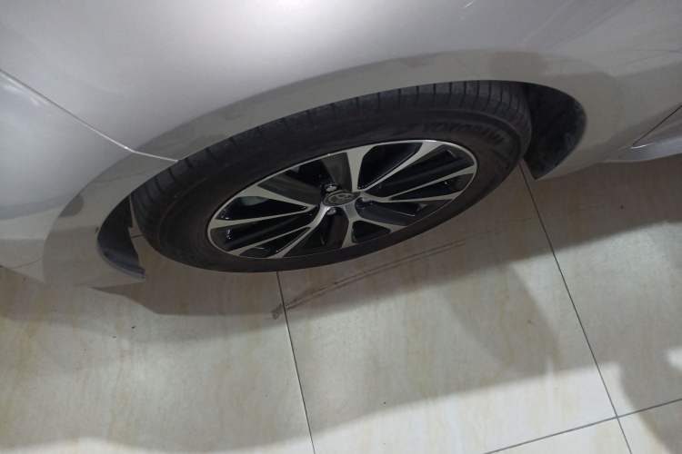 Used Toyota Levin 2023 Smart Electric Hybrid Dual-Engine 1.8L Luxury Edition