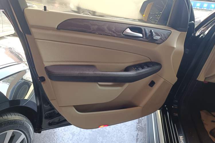 Used Mercedes-Benz GLE 2017 GLE 320 4MATIC Dynamic Model
