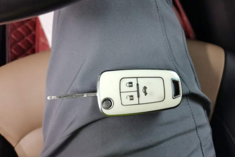 Used Chevrolet Monza 2021 320 Automatic Enjoyment Sunroof Edition